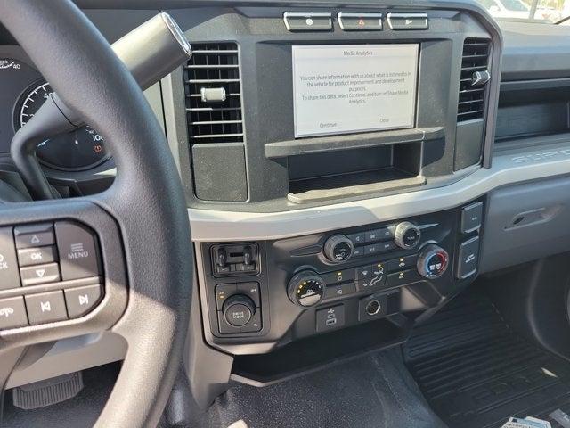 2024 Ford F-600SD XL