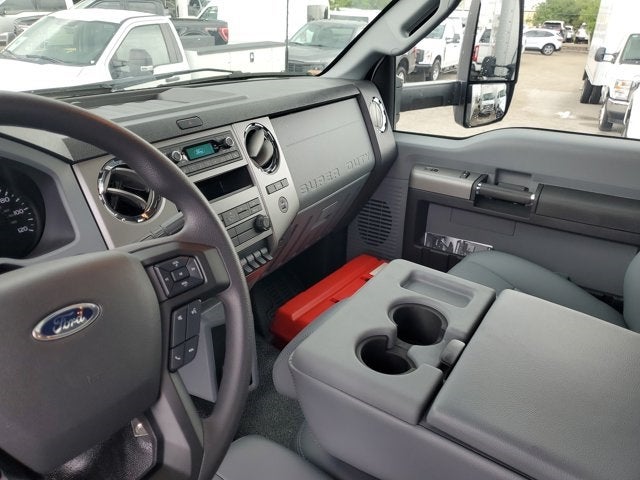 2025 Ford F-750SD Base