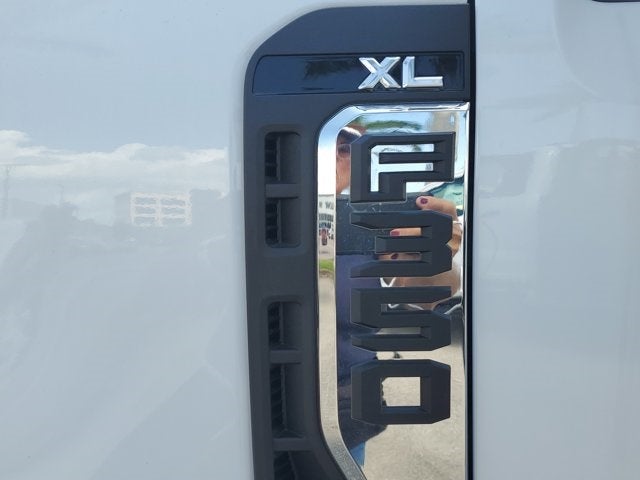 2024 Ford F-350SD XL DRW