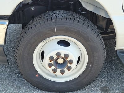 2025 Ford E-350SD Base Cutaway