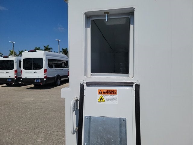 2025 Ford E-350SD Base Cutaway