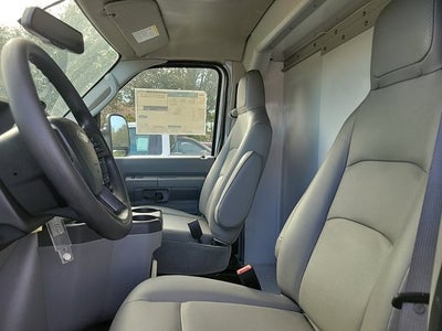 2025 Ford E-350SD Base Cutaway