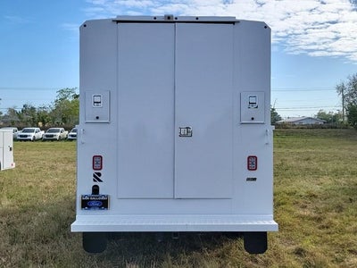 2025 Ford E-350SD Base Cutaway