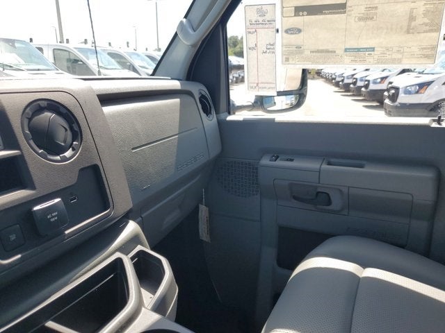 2025 Ford E-350SD Base Cutaway