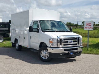 2025 Ford E-350SD Base Cutaway