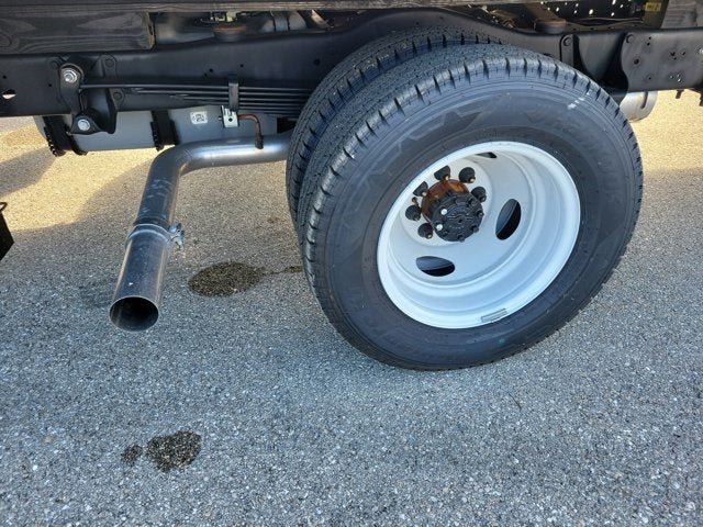 2026 Ford E-450SD Base