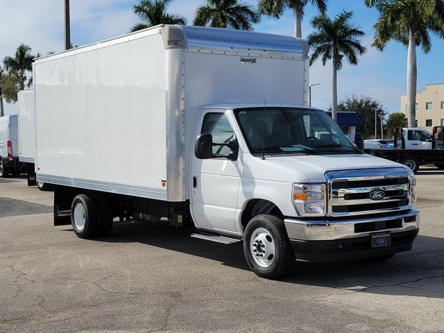 2026 Ford E-450SD Base