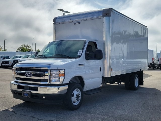 2026 Ford E-450SD Base