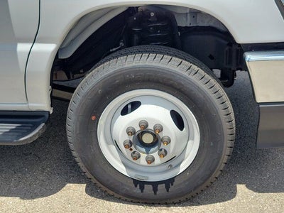 2026 Ford E-450SD Base