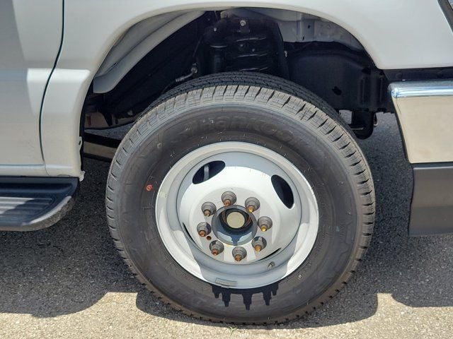 2026 Ford E-450SD Base