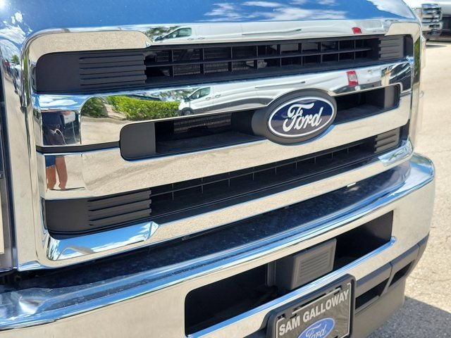 2026 Ford E-450SD Base