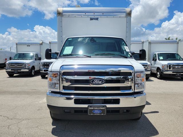 2027 Ford E-450SD Base