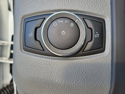 2025 Ford E-450SD Base