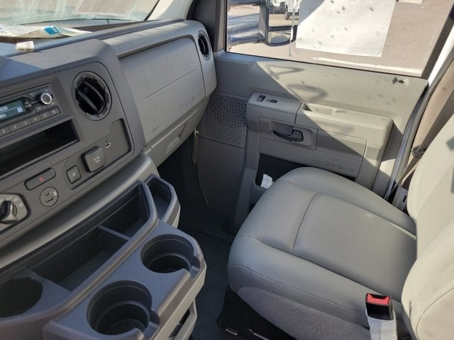 2025 Ford E-450SD Base