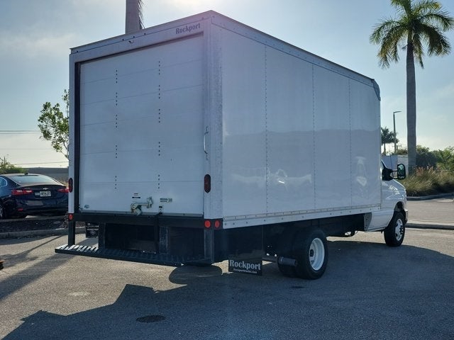 2025 Ford E-450SD Base