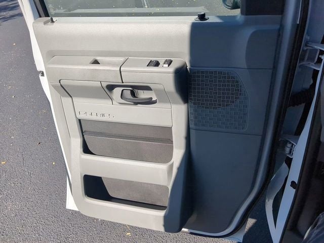 2026 Ford E-450SD Base