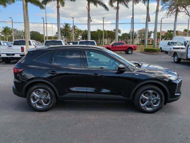 2026 Ford Escape Hybrid ST-Line Select