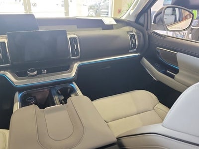 2025 Ford Expedition Platinum