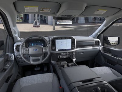 2023 Ford F-150 Lightning XLT