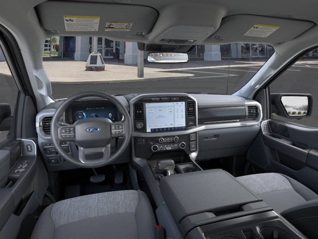 2023 Ford F-150 Lightning XLT