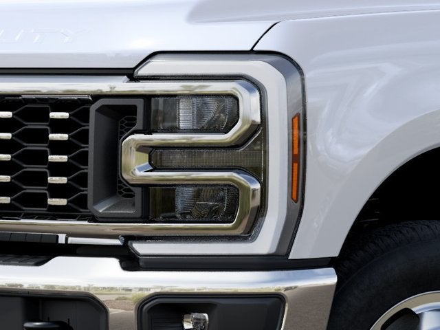 2027 Ford F-350SD Lariat DRW