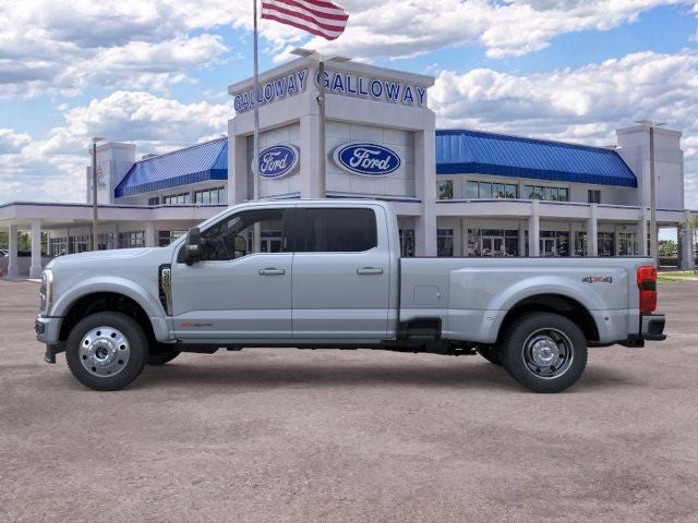 2026 Ford F-450SD Lariat DRW