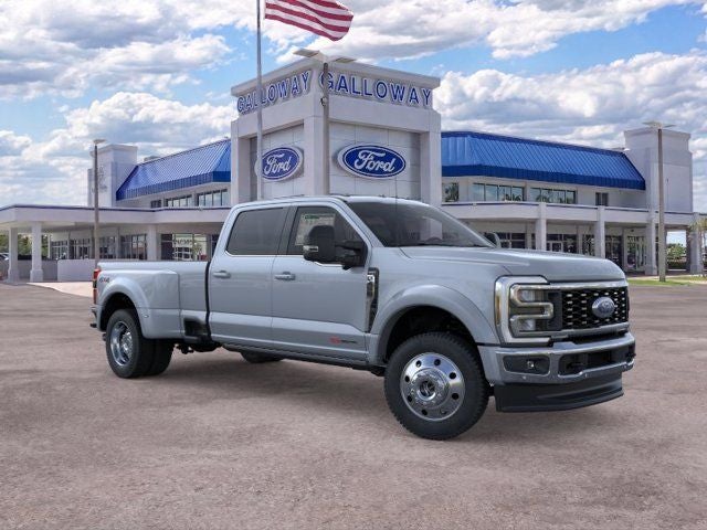 2026 Ford F-450SD Lariat DRW