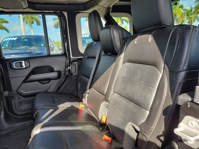 2021 Jeep Wrangler Unlimited Sahara Altitude