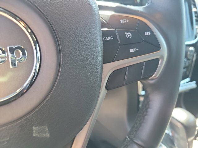 2019 Jeep Grand Cherokee Laredo E