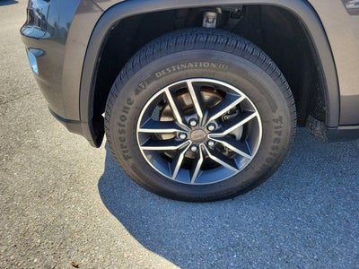 2019 Jeep Grand Cherokee Laredo E