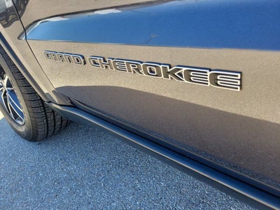 2019 Jeep Grand Cherokee Laredo E