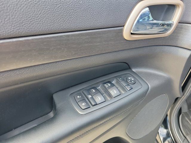 2017 Jeep Grand Cherokee Laredo