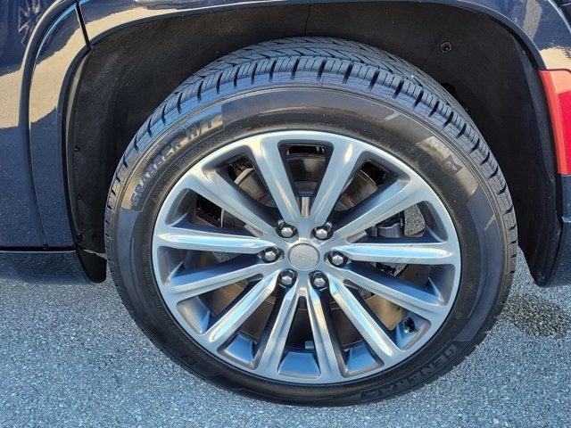 2023 Jeep Grand Wagoneer Base