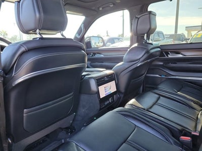 2023 Jeep Grand Wagoneer Base