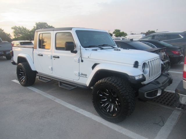 2022 Jeep Gladiator Overland
