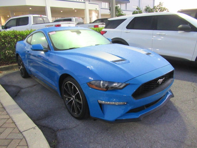 2022 Ford Mustang EcoBoost