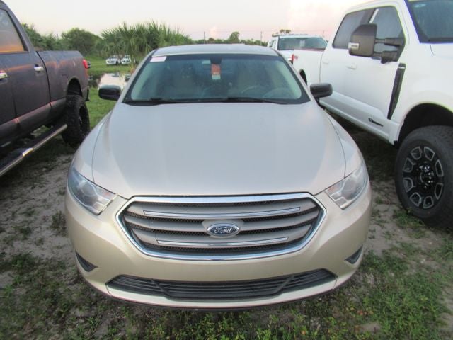 2018 Ford Taurus SE