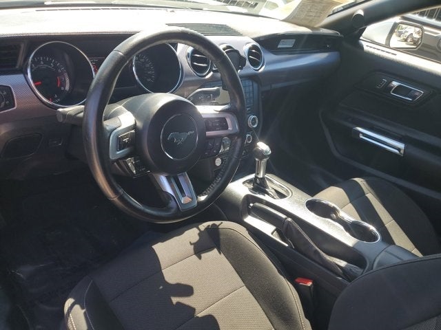 2015 Ford Mustang V6