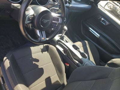 2015 Ford Mustang V6