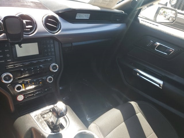 2015 Ford Mustang V6