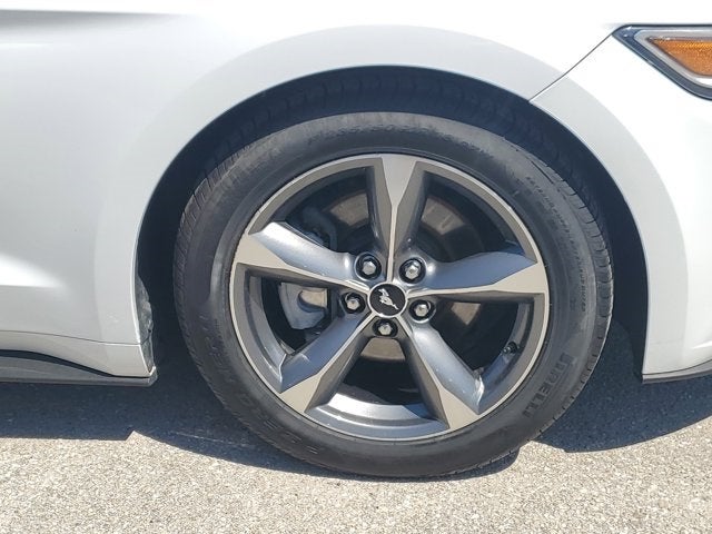 2015 Ford Mustang V6