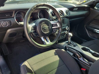 2015 Ford Mustang V6
