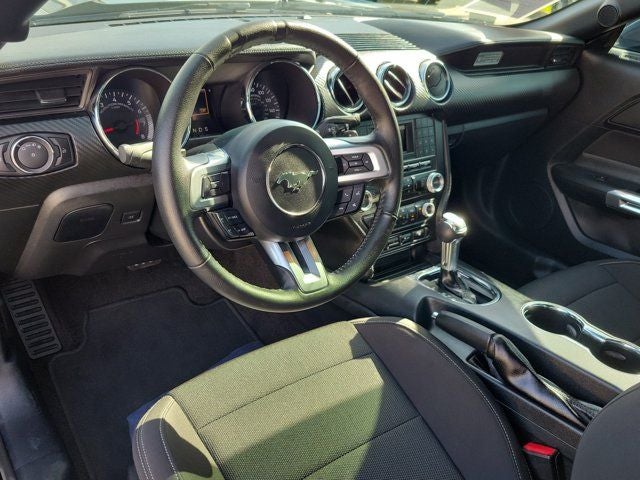 2015 Ford Mustang V6