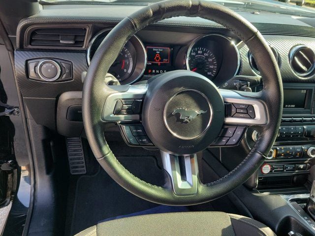 2015 Ford Mustang V6