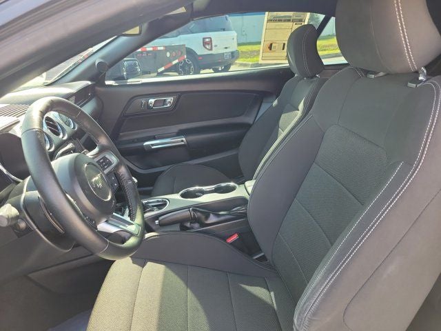 2015 Ford Mustang V6