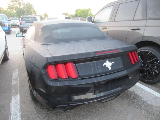 2015 Ford Mustang V6