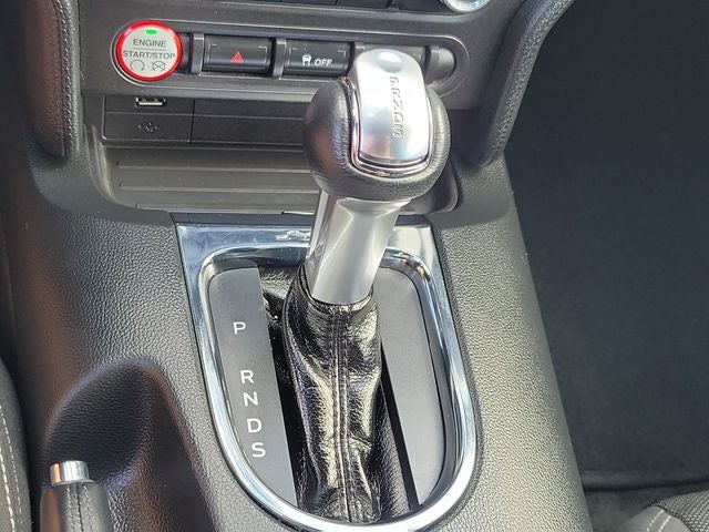 2017 Ford Mustang V6
