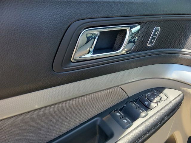 2018 Ford Explorer Base