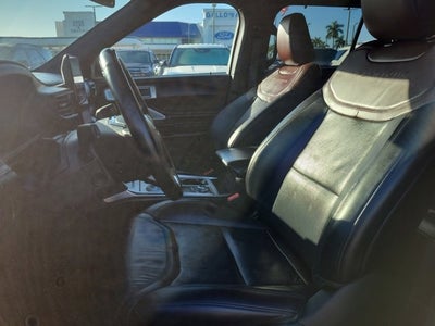 2023 Ford Explorer Platinum