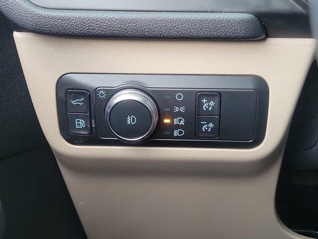 2020 Ford Escape Hybrid Titanium